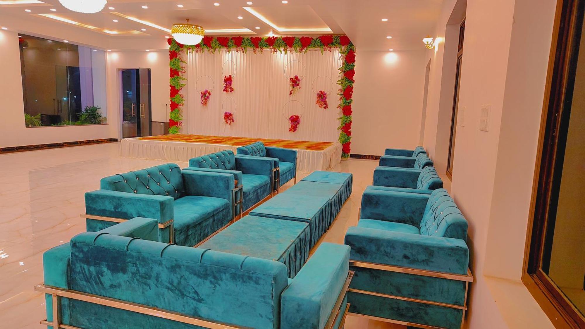 Awadh Samrat Resort Ayodhya Exterior photo
