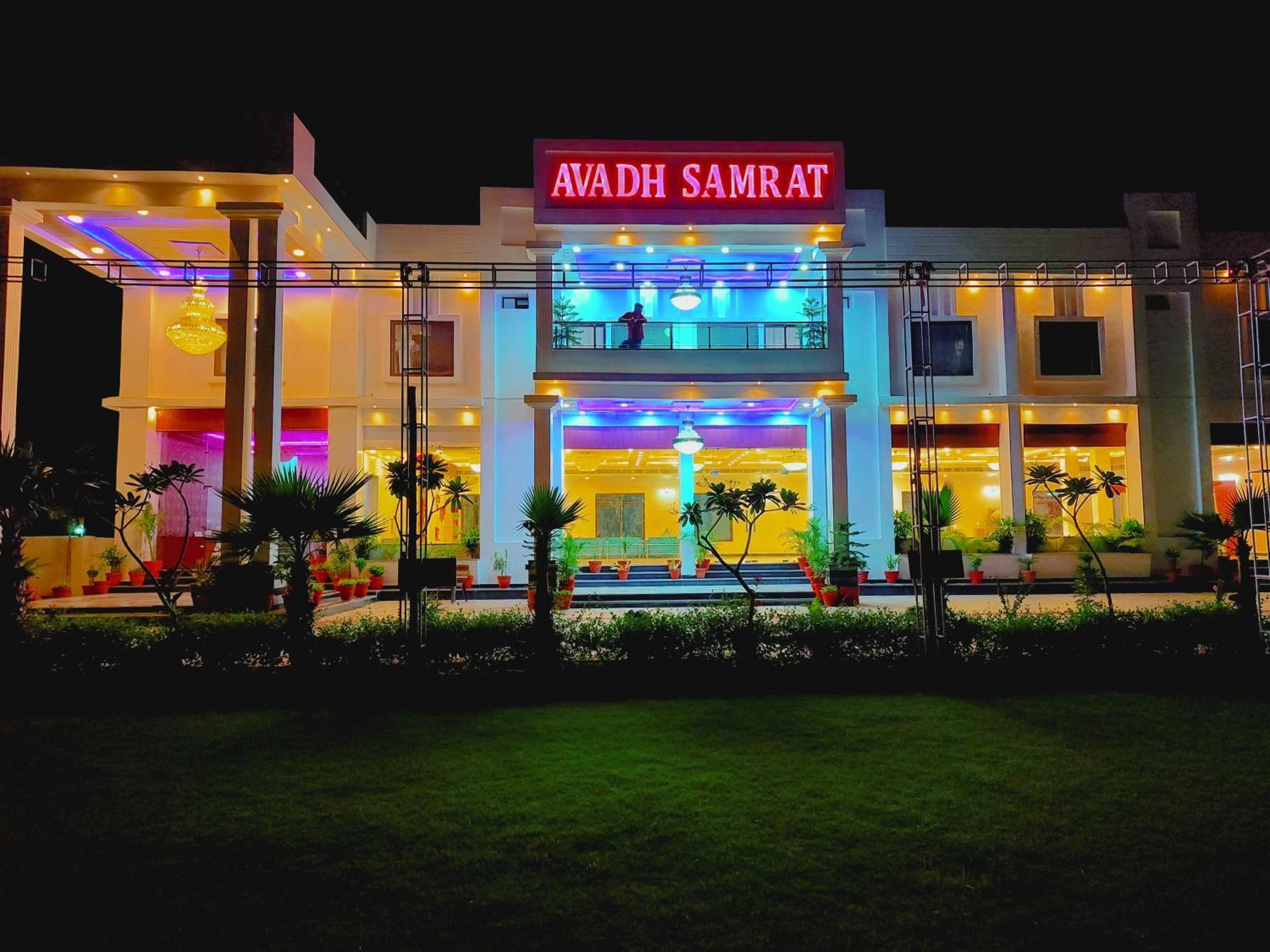 Awadh Samrat Resort Ayodhya Exterior photo