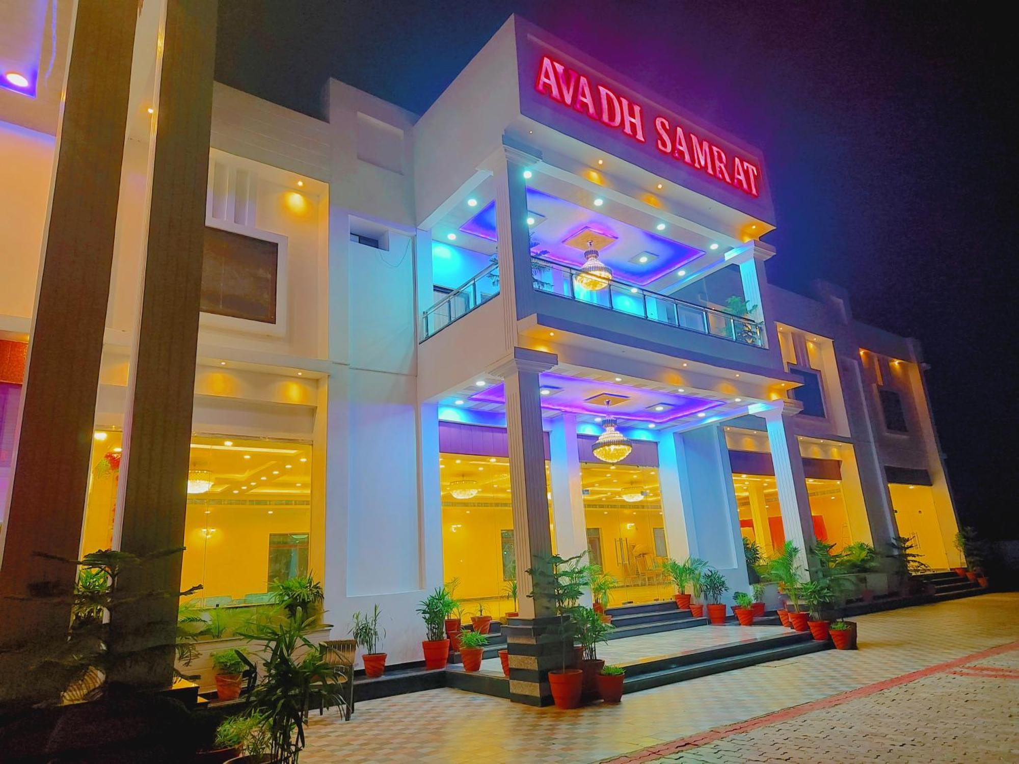 Awadh Samrat Resort Ayodhya Exterior photo
