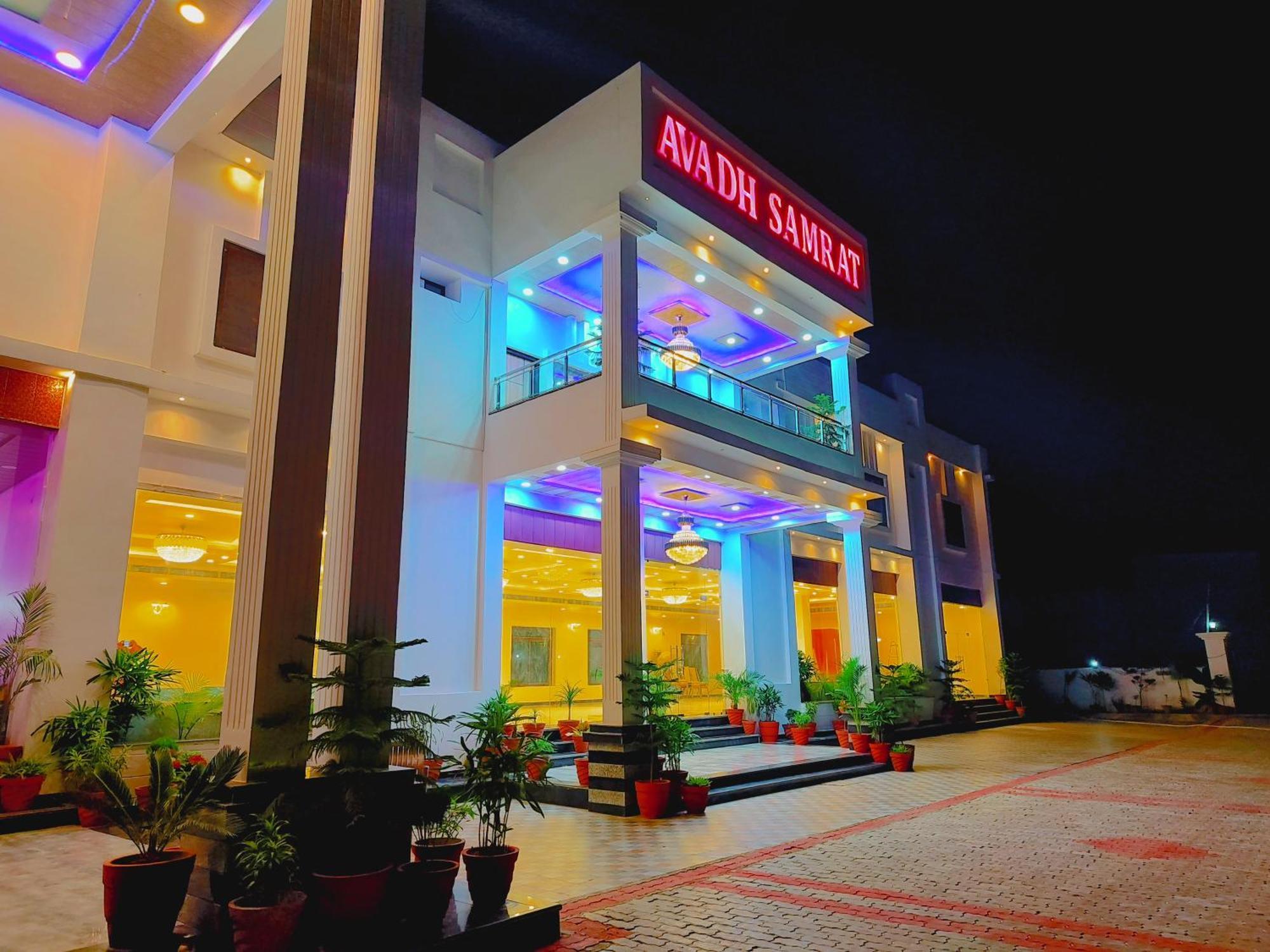 Awadh Samrat Resort Ayodhya Exterior photo