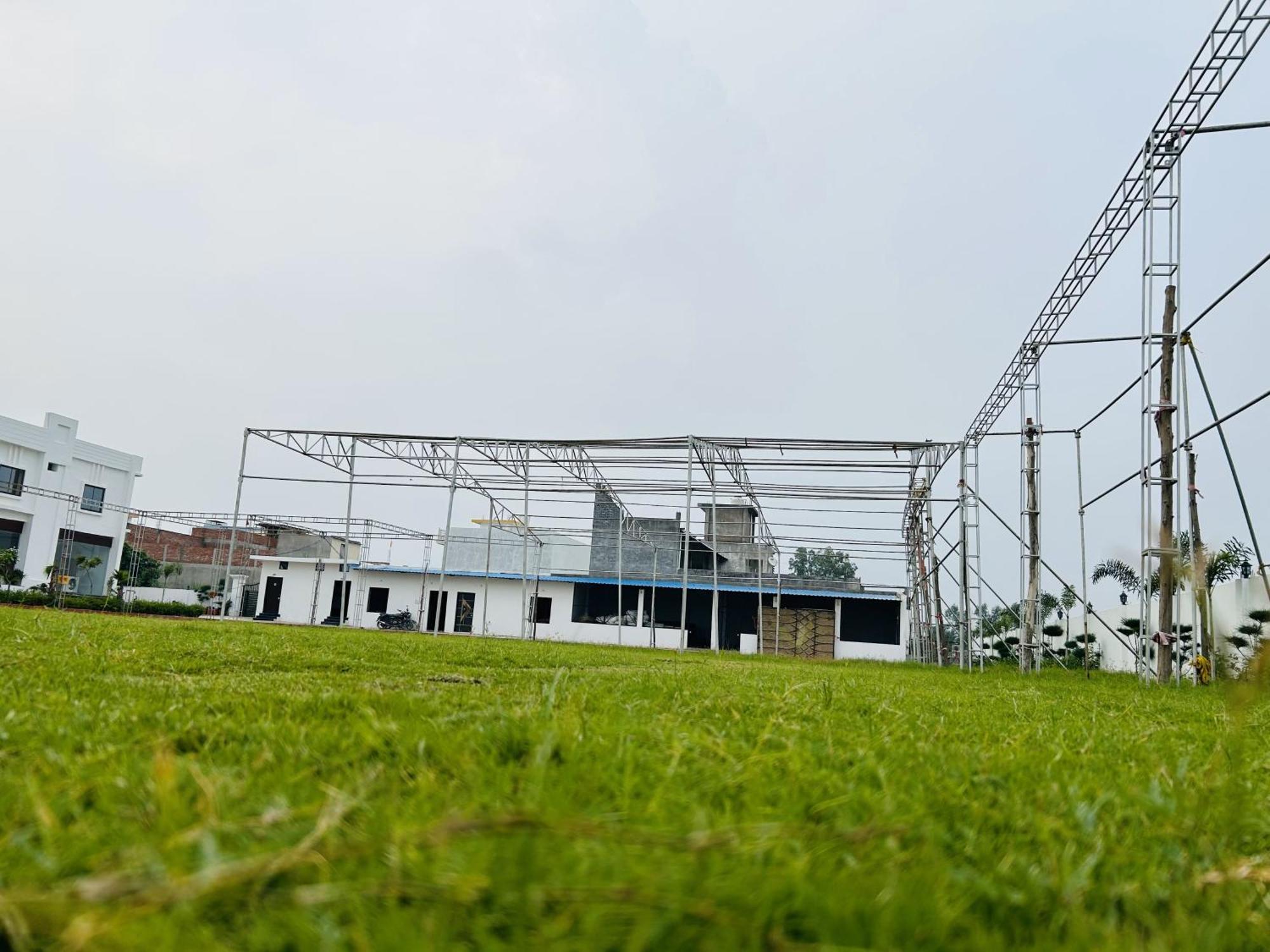 Awadh Samrat Resort Ayodhya Exterior photo